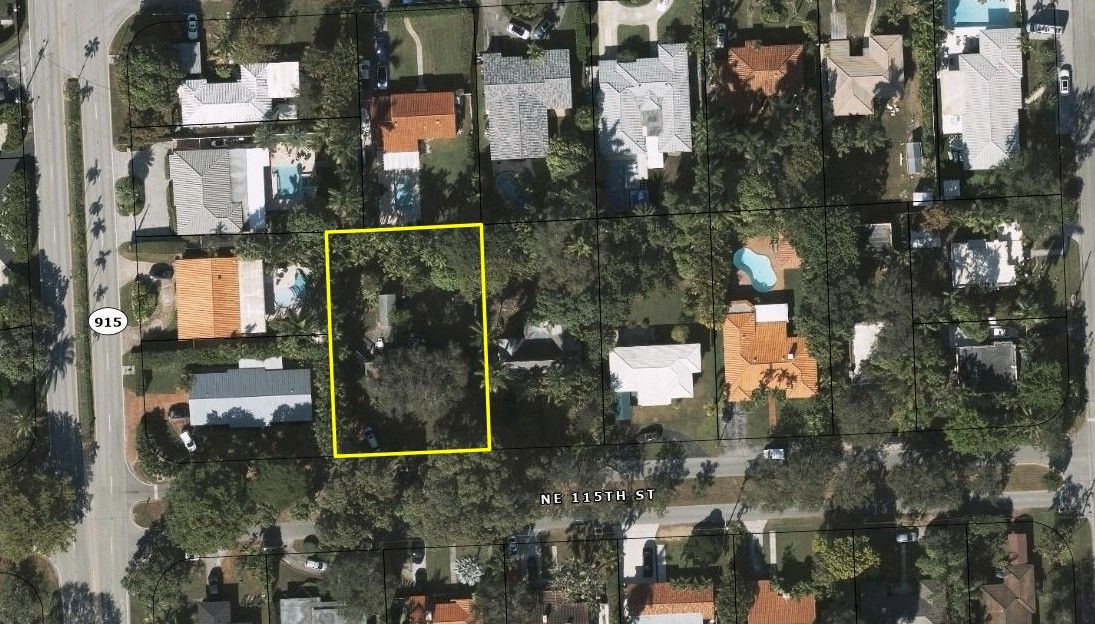 Aerial view of the 625 NE 115th St double lot outlined in yellow
